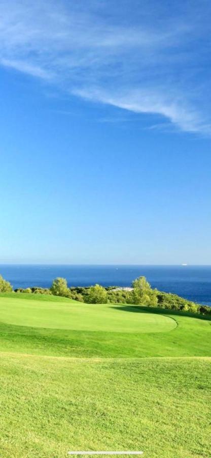 Villa Dans Cadre D'Exception - Golf, Piscine Et Tennis Prive Saint-Cyr-sur-Mer Extérieur photo