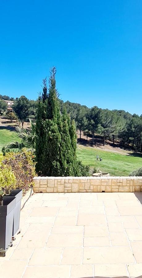 Villa Dans Cadre D'Exception - Golf, Piscine Et Tennis Prive Saint-Cyr-sur-Mer Extérieur photo